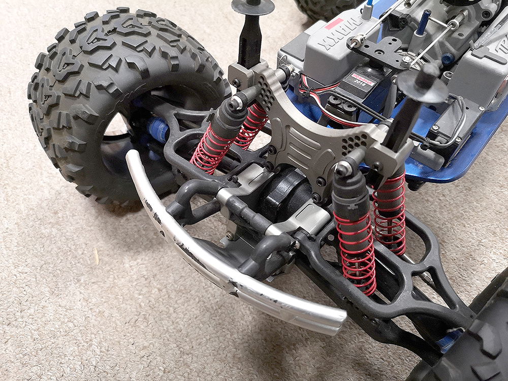 Traxxas 1/10 T-Maxx 3.3 4907 4X4 Monster Truck (used) for R