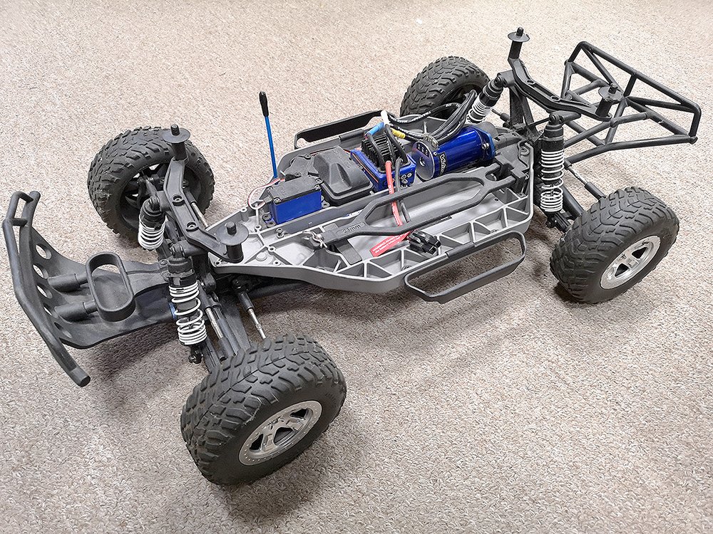 Used traxxas slash 4x4 deals for sale